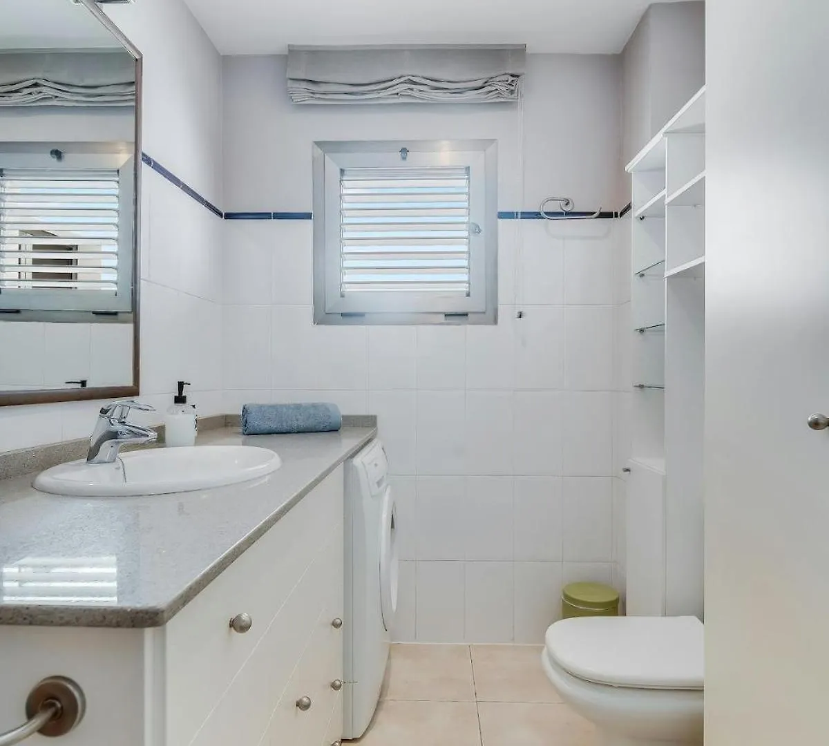 Spacious Two Bedroom Apartment With Terrace Right On The Surf Beach Las Palmas de Gran Canaria